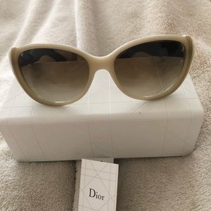 Authentic Gorgeous Christian Dior Sunglasses